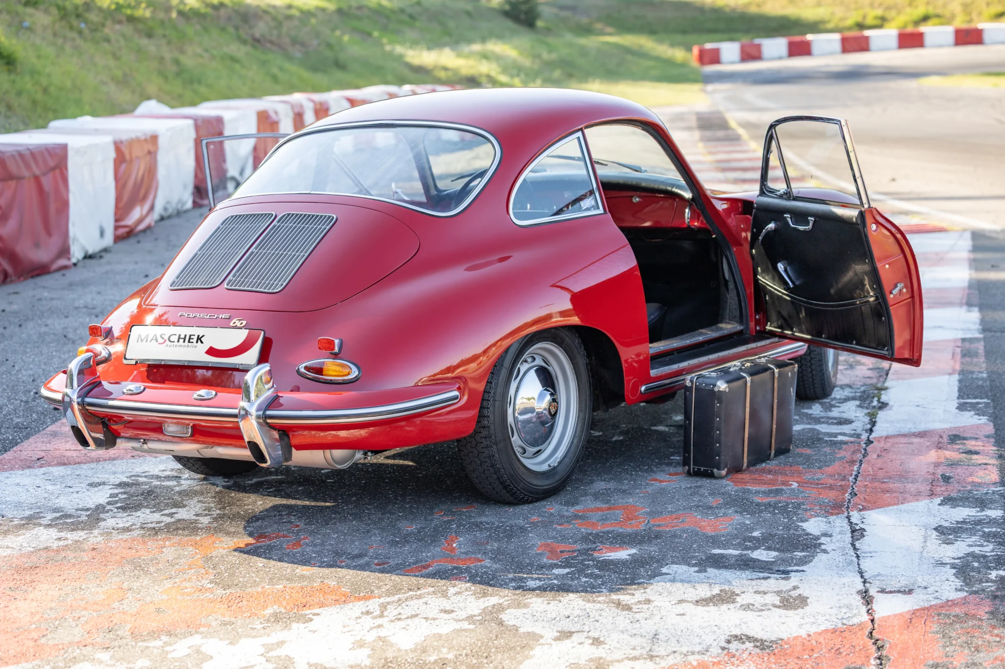Porsche 60 neu